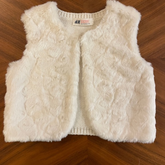 H&M faux fur vest, white - Picture 1 of 4